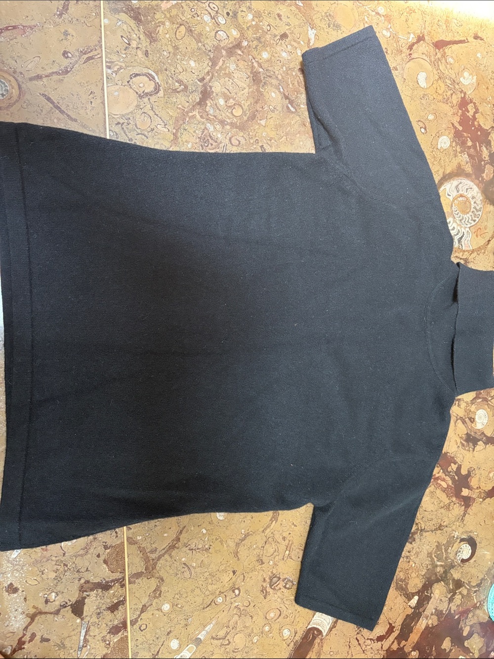 Source Unknown Black Short-Sleeve Turtleneck Sweater